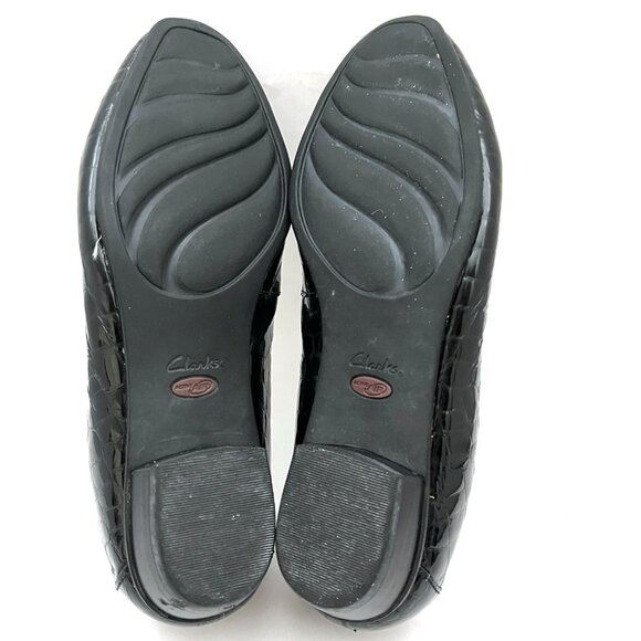 Clarks Artisan Keesha Luca Slip-On Loafer - Picture 11 of 13